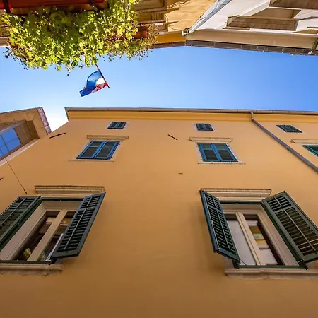 J'adore By Rent Istria